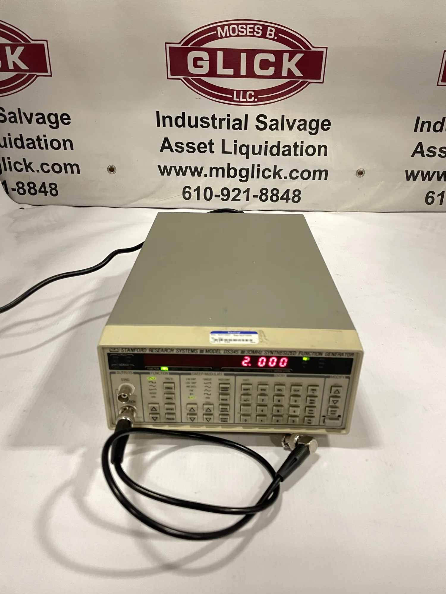 SRS Stanford Research Systems DS345 30MHz Synthesized Function Generator