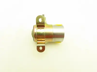 Honeywell Skinner V5C60950 Solenoid Valve 3-Way 1/4" NPT 150 PSI NC 24 VDC