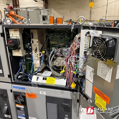 YASKAWA Motoman GP25-12 Robot System w/ YRC 1000 Controller