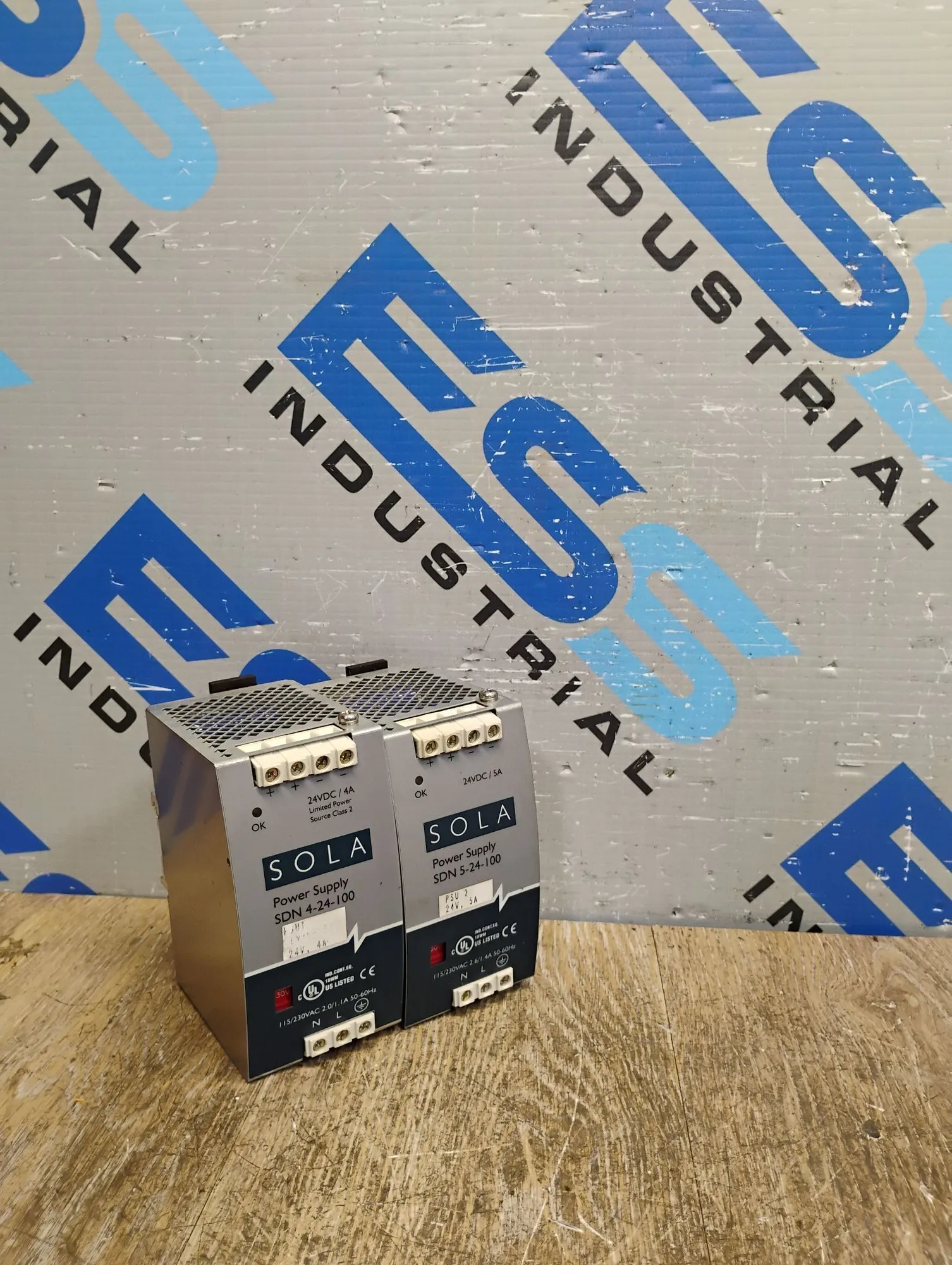 USED SOLA SDN 4-24-100