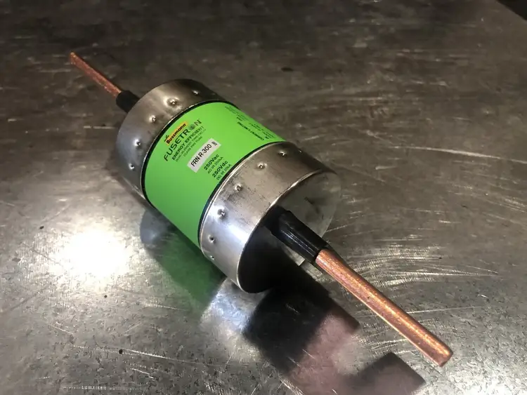 Used BUSSMANN NO. FRNR300 Misc Electrical & Power Parts British Columbia CA | Lenmark #259576