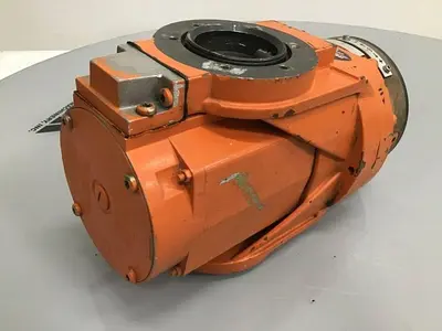 USED SIEMENS 1FT3070-5AZ21-9-Z S13
