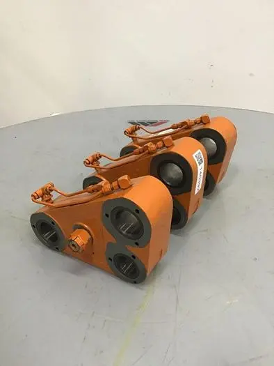 Used CINCINNATI MILACRON 3927600 Clamps Michigan US | Ideal Machinery #582195