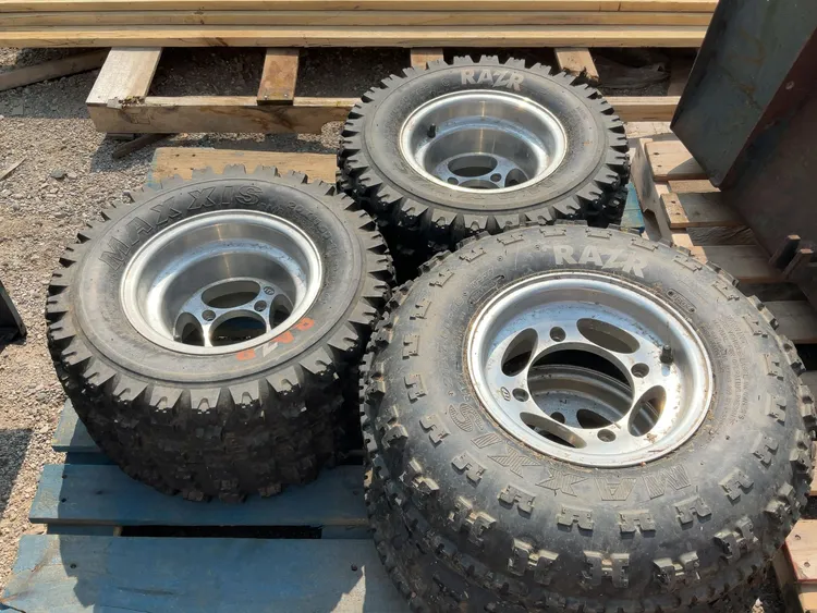 Used _UNKNOWN_ _UNKNOWN_ Wheels & Tires Michigan US | Miedema Asset Management Group #1321070
