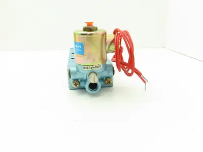 Honeywell Skinner S3R0AGLX Directional Control Valve 5-Way 2 Pos 240VAC 150 PSI