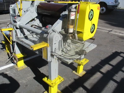 10" x 24" Stewart, 2-roll inclinded rubber calender/2-roll mill