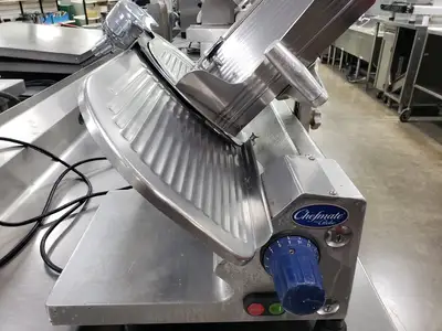 Used Globe Chefmate Used Globe Chefmate GC512 12" Manual Gravity Feed Slicer - 1/3 hp - 120V Slicers / Dicers / Cutters Illinois US | Falcon Restaurant Supply #1376802