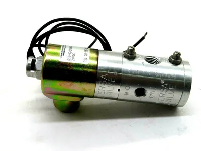 NEW VERSA VALVES ASG-4242-14-70-24VDC VALVE ASG4242147024VDC
