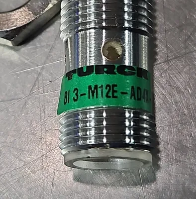 Turck BI 3-M12E-AD4X-H1141 Proximity Sensor Loc5E-15