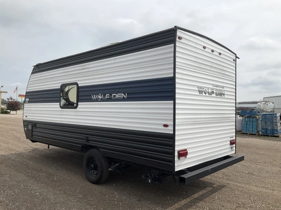 Used 2024 FOREST RIVER WOLF DEN Campers, Caravans, Motorhomes Michigan US | Miedema Asset Management Group #1342293