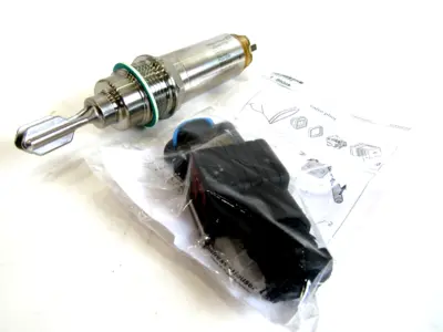 NEW ENDRESS & HAUSER FTL33-AA4U3ABW5J VIBRONIC POINT LEVEL DETECTION