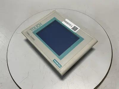 USED SIEMENS 6AV6 640-0CA11-0AX1