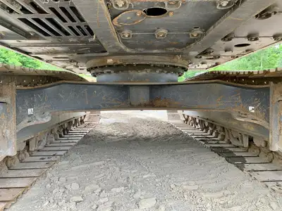 Used 2014 VOLVO EC220DL Crawler Excavators | Abele Tractor #1342873