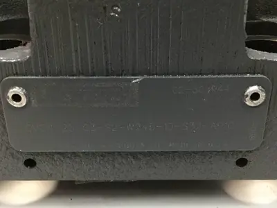 USED VICKERS CVCS25C3S2W24510S32AP10