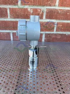USED ITT 103-X-7814 NEO-DYN PRESSURE SWITCH W/ KILLARK GEMC ALUMINUM OUTLET BODY