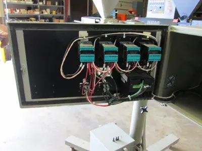 3/4″ Youngstown Pedestal Extruder