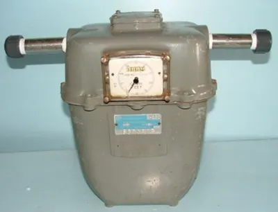 QTY. 1. ROCKWELL INTERNATIONAL GAS METER S-200 M A...