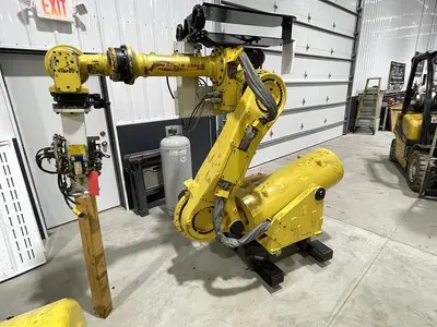Used 2014 FANUC R2000IB/200R Robots Michigan US | Aucto #1306799