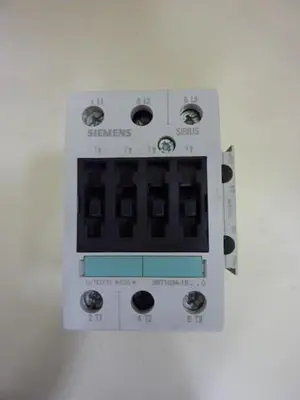 USED SIEMENS 3RT1035-1BB40