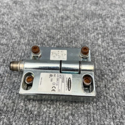 Used BANNER ENGINEERING SI-HG80DQD Relays & Switches California US | Davliegogo LLC #1706600