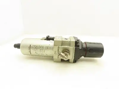 Hyvair B-808-G Pneumatic Air Filter Regulator 140 PSI Max 1/2" NPT