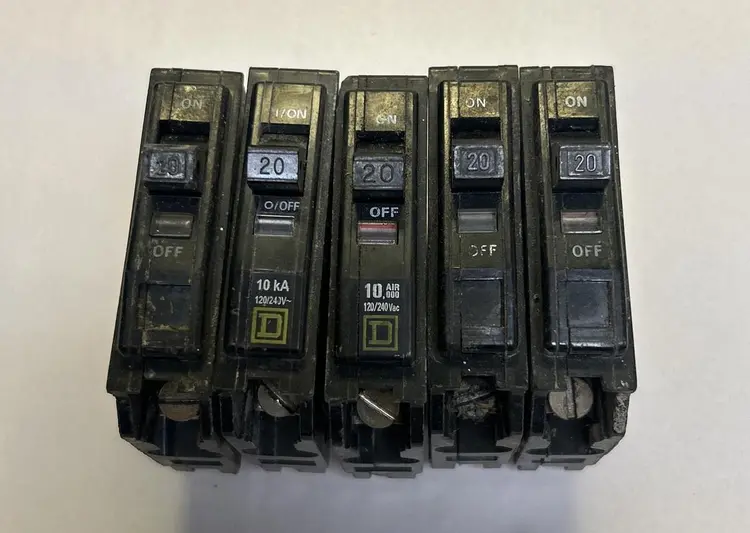 Used SQUARE D QO120 Switchgears Ohio US | Surplus Asset Holdings #1185624