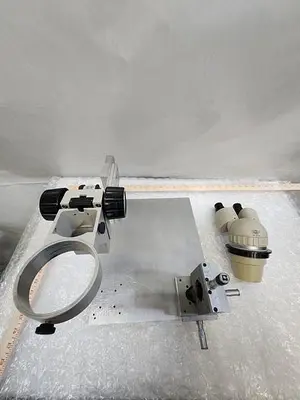 OLYMPUS TOKYO MICROSCOPE HEAD 341848 UNIT WITH MICRO CONTROLE MOUNT