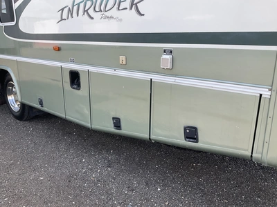 Used 2001 INTRUDER 349 INTRUDER Campers, Caravans, Motorhomes Michigan US | Miedema Asset Management Group #1337357