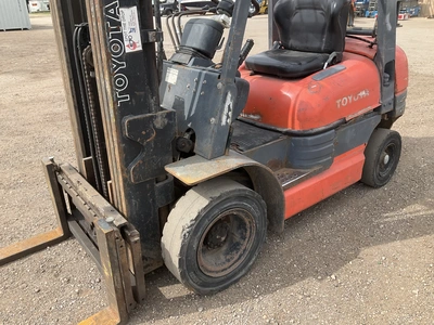 Used TOYOTA 42-6FGU25 Internal Combustion Forklifts: Pneumatic Tire Michigan US | Miedema Asset Management Group #1461582