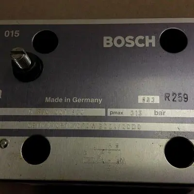 USED BOSCH 0 810 001 830