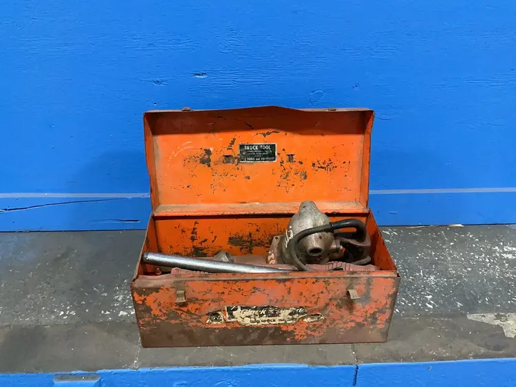 Used _UNKNOWN_ _UNKNOWN_ Tool Box Ohio US | HGR 24 #1358755