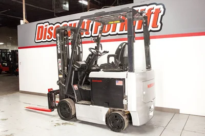 USED 2010 NISSAN MCP1B2L25BS