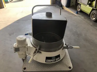 USED 2009 RUSSELL 17240