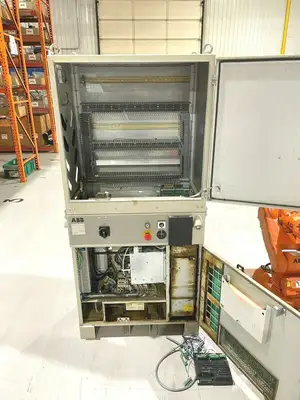 Used ABB Manipulator, Controller, Teach Pendant, Cables Robots Michigan US | Maverick Industrial Sales #1397502