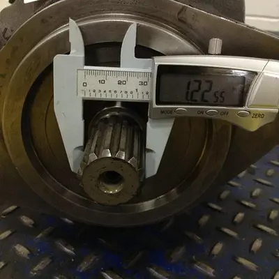 USED BRUENINGHAUS HYDROMATIK L A10V O 71 DR/31R-PSC12K07-SO420