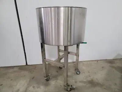 Hopper Tank w/ Drain Valve