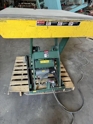Southworth Lift Table