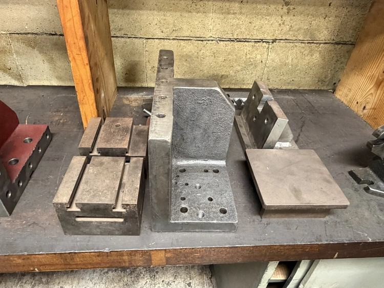 Used _UNKNOWN_ _UNKNOWN_ Angle Plates Michigan US | Miedema Asset Management Group #1292643