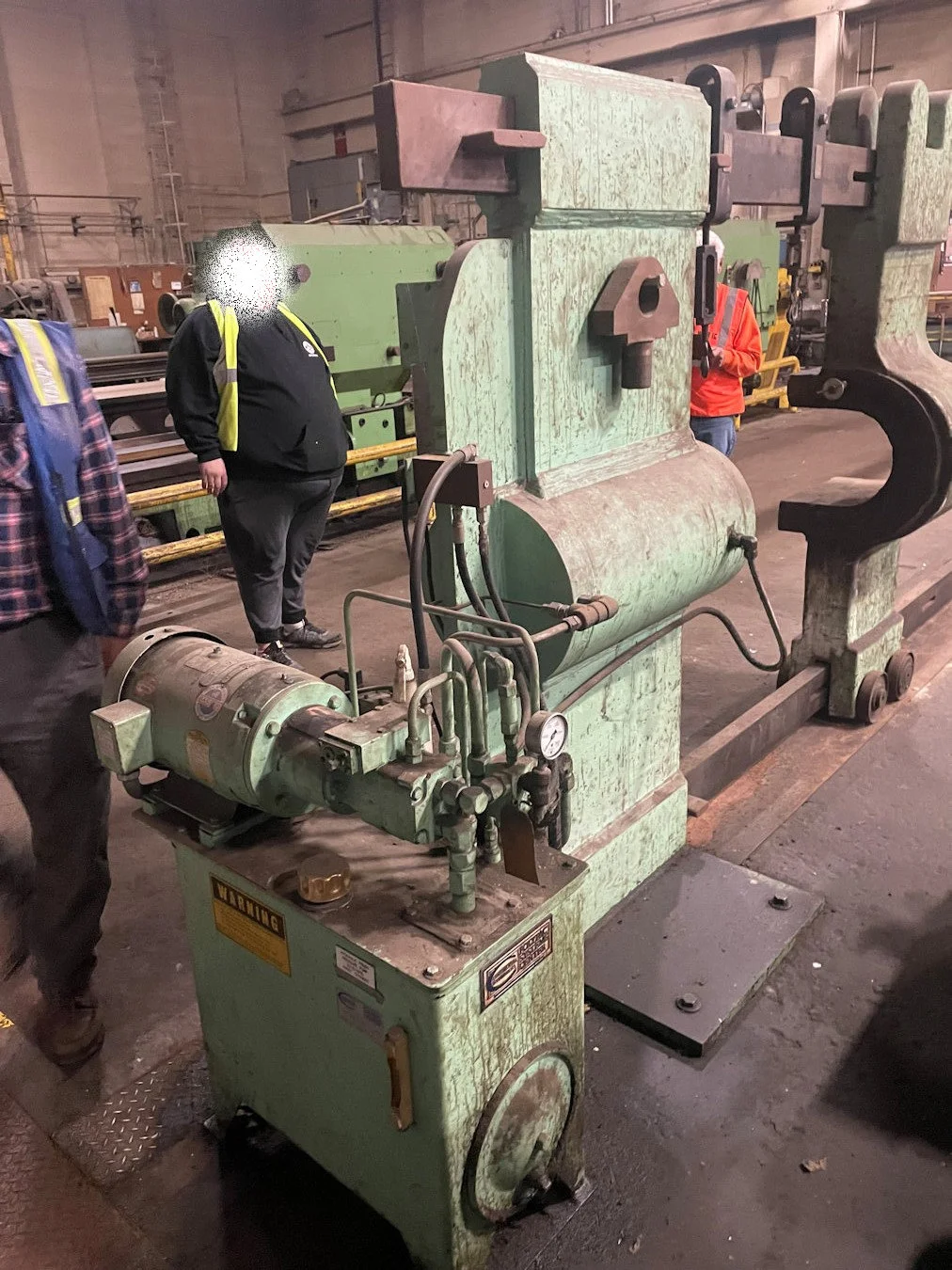 200 Ton Hydraulic Horizontal Wheel Press