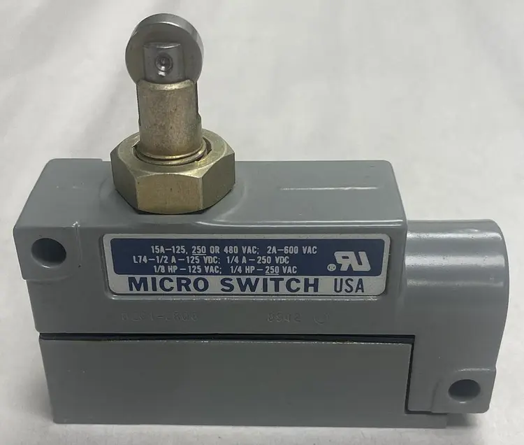 New | in-Stock MICRO SWITCH BZG1-2RQ8 Miscellaneous Equipment (Electrical & Power) | Surplus Asset Holdings #1190067