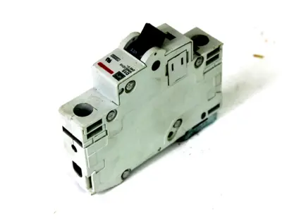 Cutler Hammer WMS1D15 Circuit Breaker, 15 Amp, 240V, 1 Pole