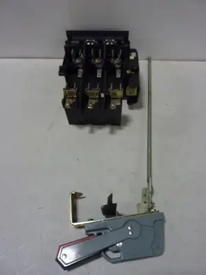 USED ALLEN BRADLEY 1494V-DS30 SER A