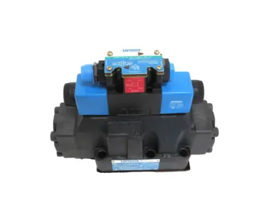 NEW VICKERS 02-329164 VALVE DG5V-8-S-6C-M-FPA5WL-B-10 DG4V-3S-6C-M-FPA5WL-B5-60