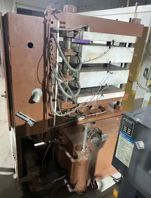 USED 1979 WABASH WABASH PC100-30-6TM PRESS
