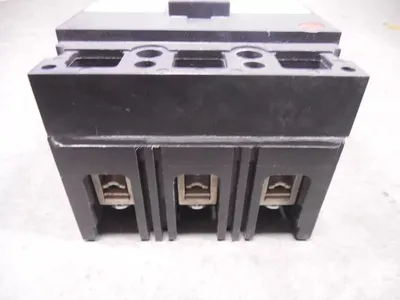 Fuji Electric BU3FHC-020L Industrial Circuit Breaker 20 Amps 600VAC Used