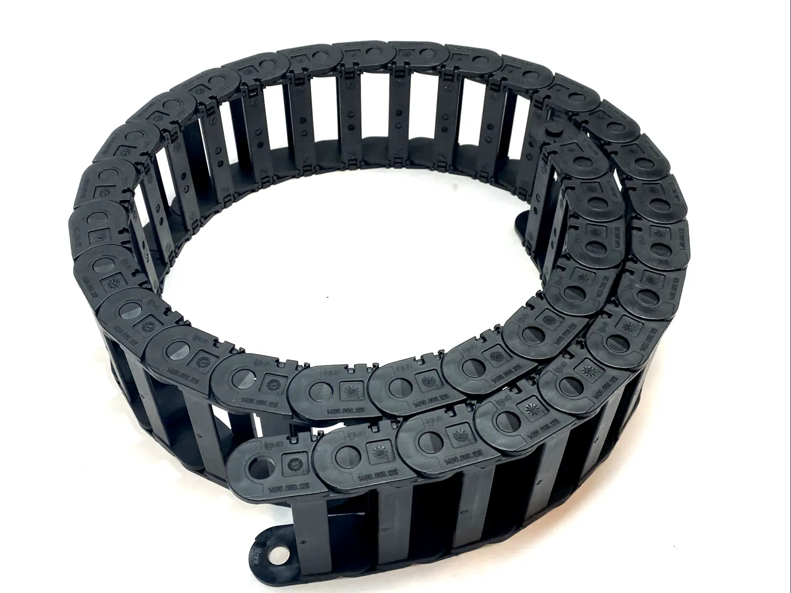 USED IGUS E2 ENERGY CHAIN 35 LINKS