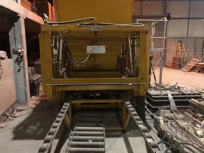 Used 1980 FIELDING AND PLATT MK20 Block Making Machines Quebec CA | DIT Equip #1412379