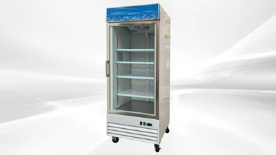 171-0365 31" Single Glass Door Self Contained Freezer