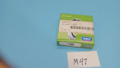 NEW SKF 11806 Radial shaft seal with metal case