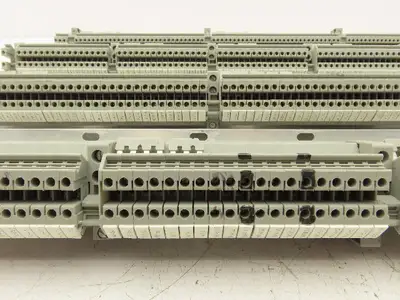 Phoenix Contact Terminal Block DIN Rail 28-12AWG 2.5mm² 600V 25A Lot of 320+